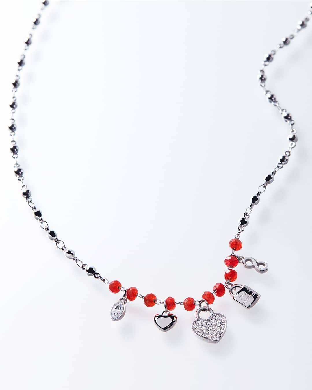 necklaces with charms
